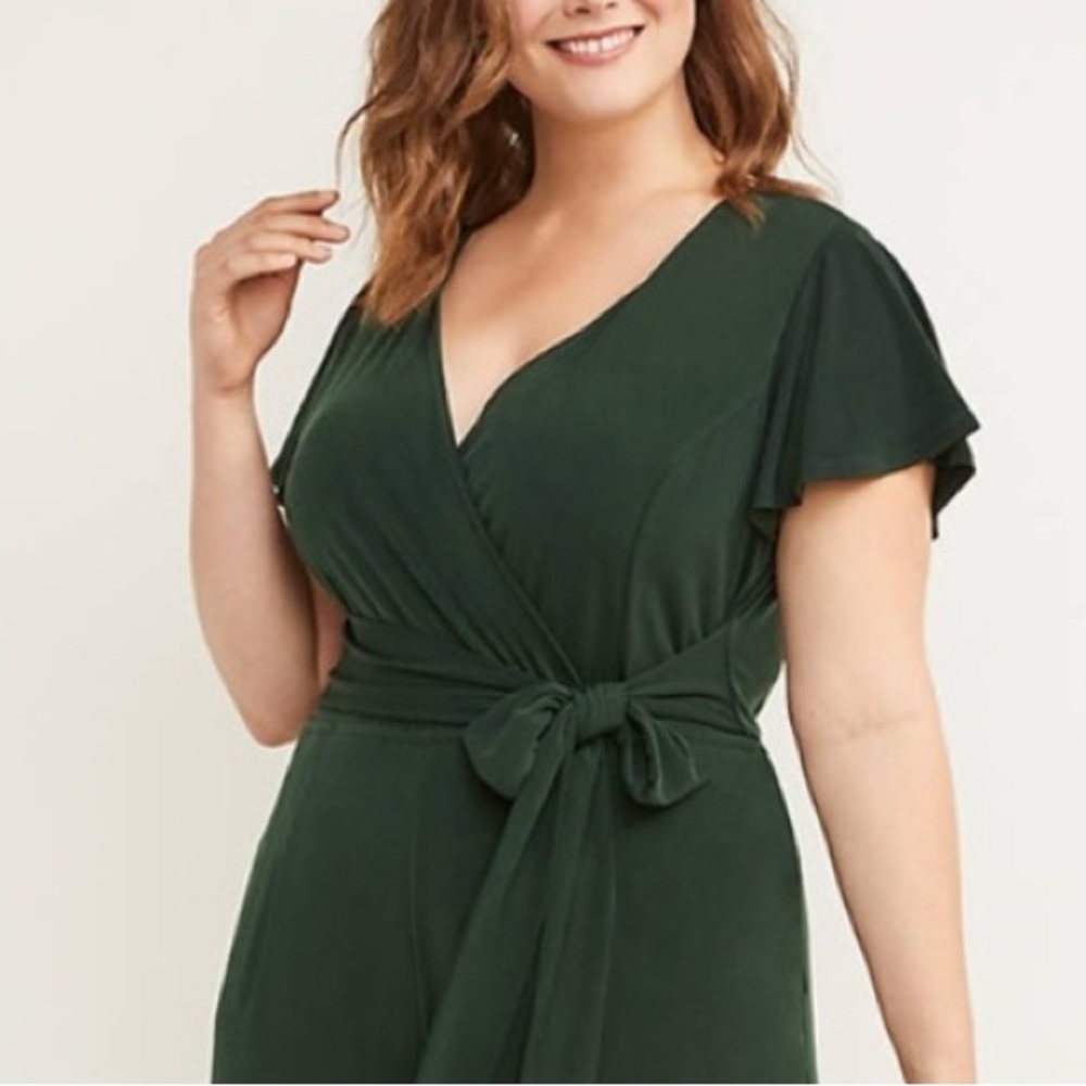 Lane Bryant NWT V-Neck Wide Leg Flutter Sleeve Wrap Top Jersey Jumpsuit 14/16 - Picture 10 of 10